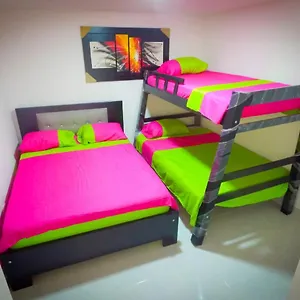 Apartamento Rodadero A Media Cuadra De La Playa Puerto de Gaira